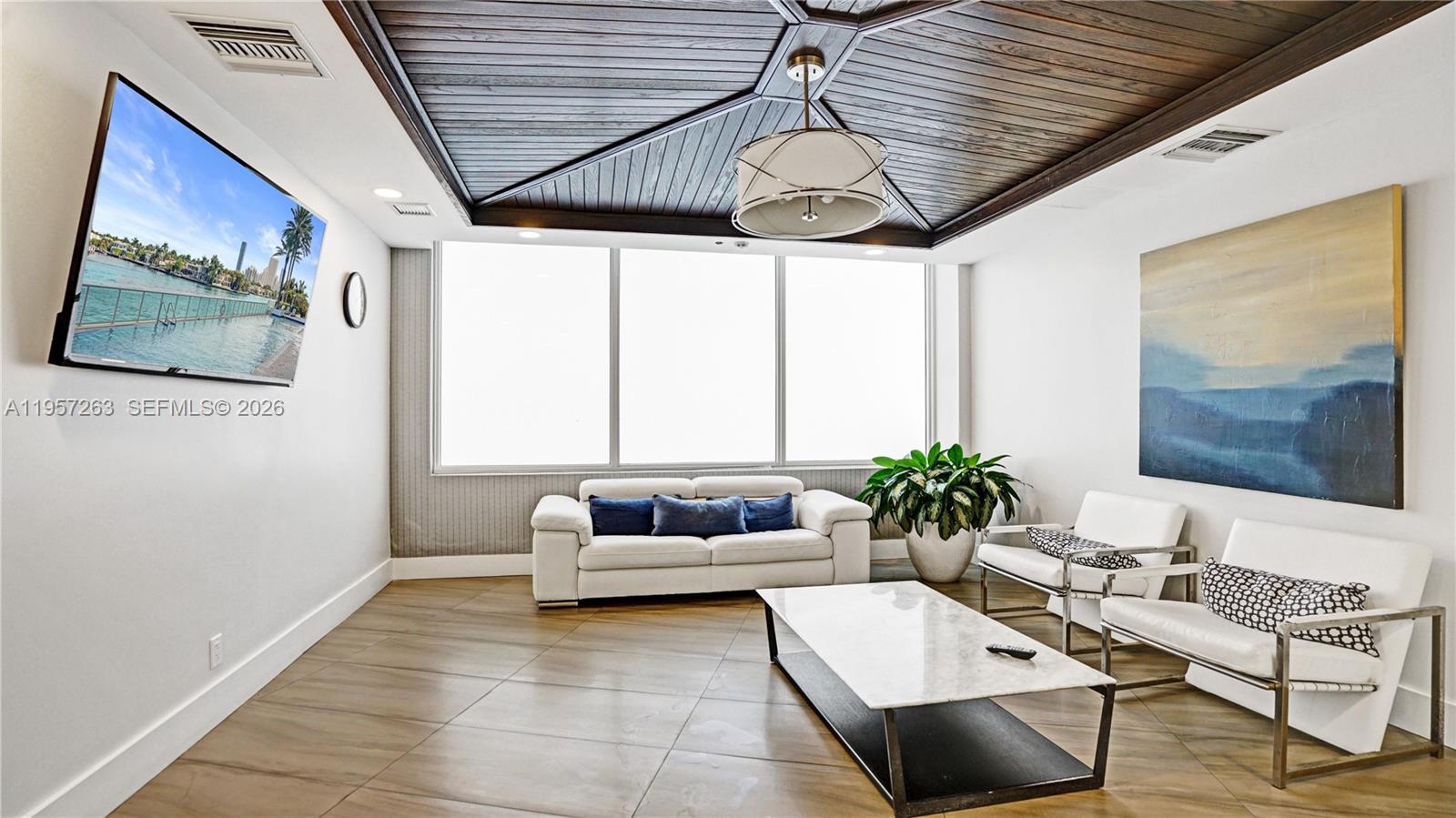 image Hamptons South92