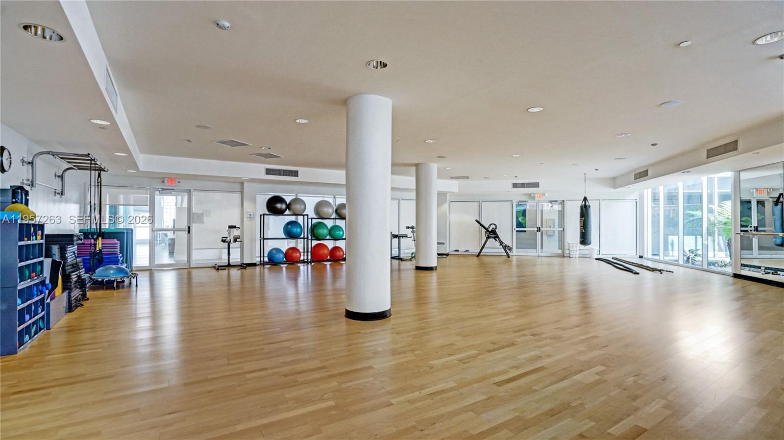 image Hamptons South95