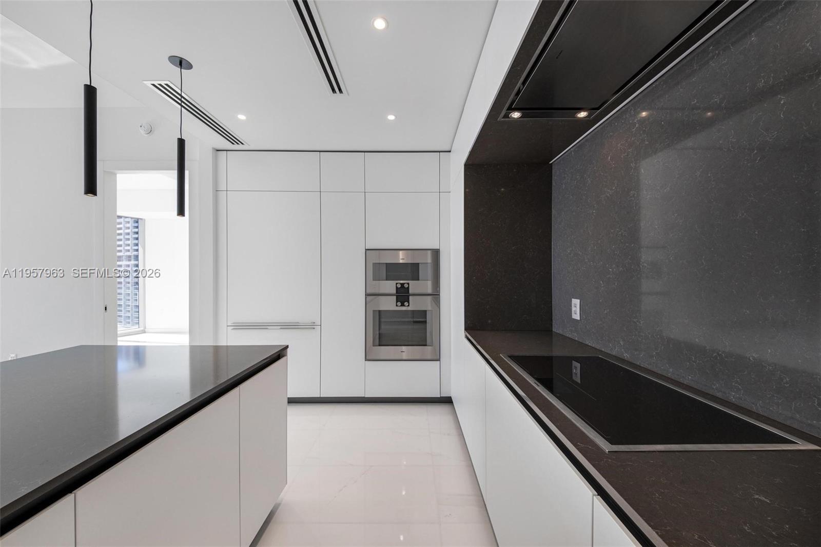 image Aston Martin Residences39