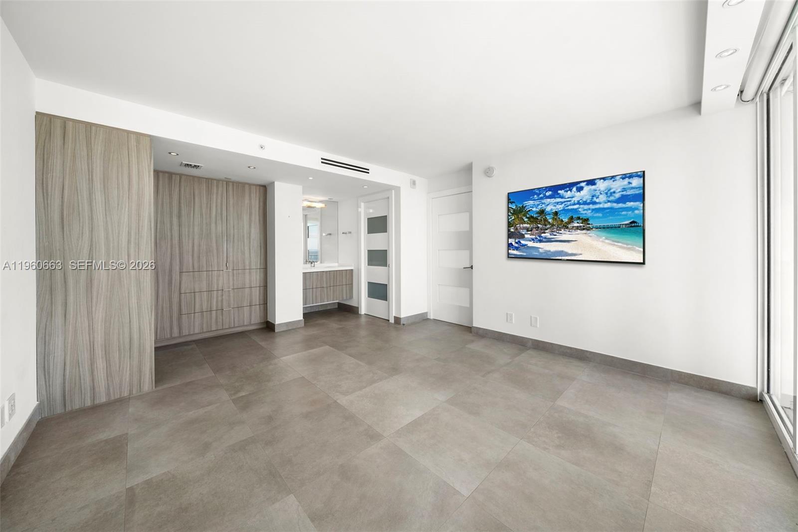 image South Pointe Towers12