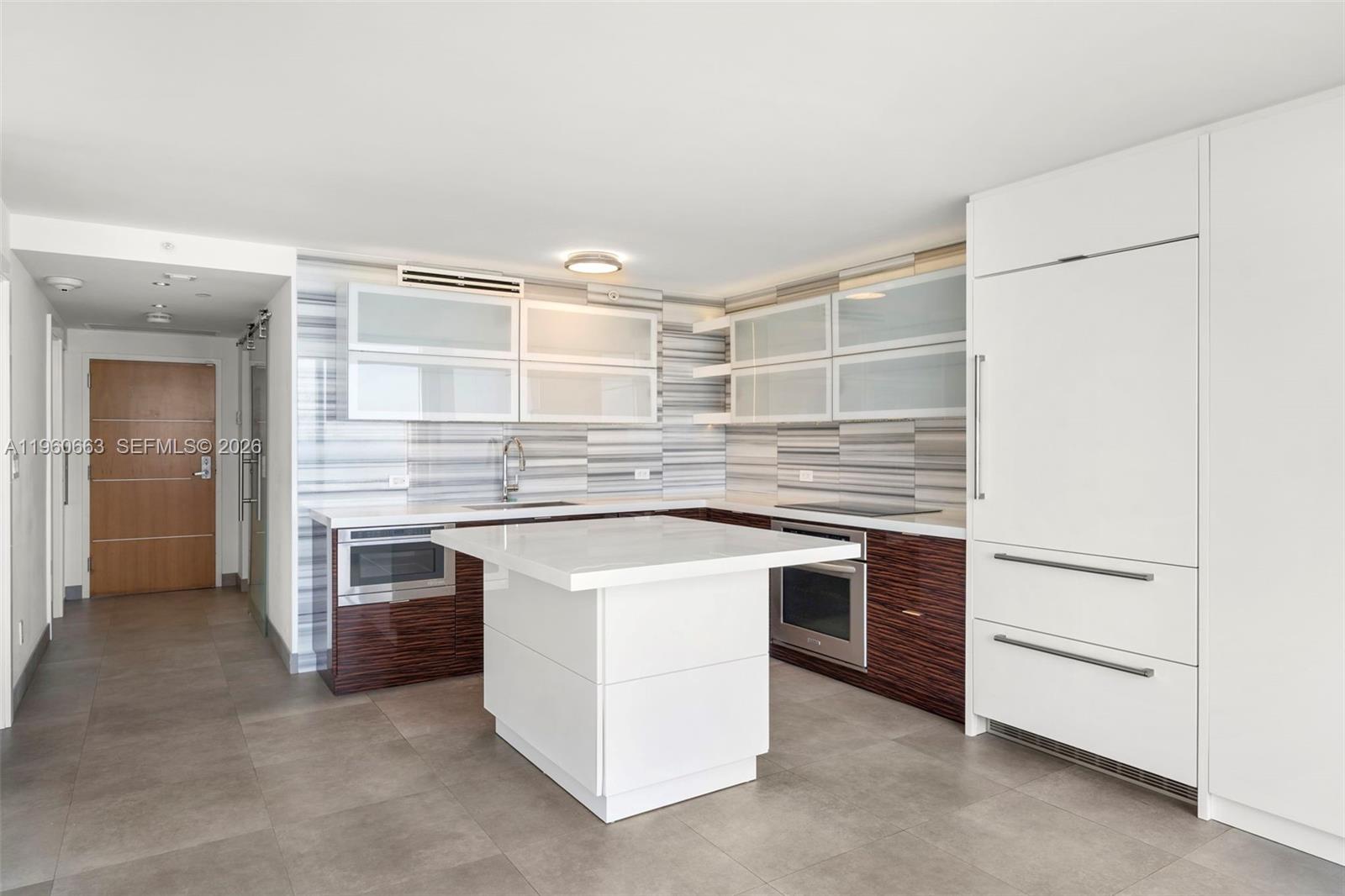 image South Pointe Towers6