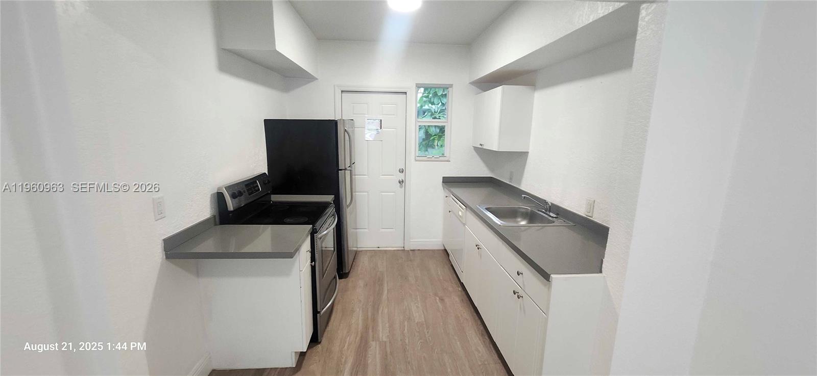 1050 98th St #4W Bay Harbor Islands, FL 33154