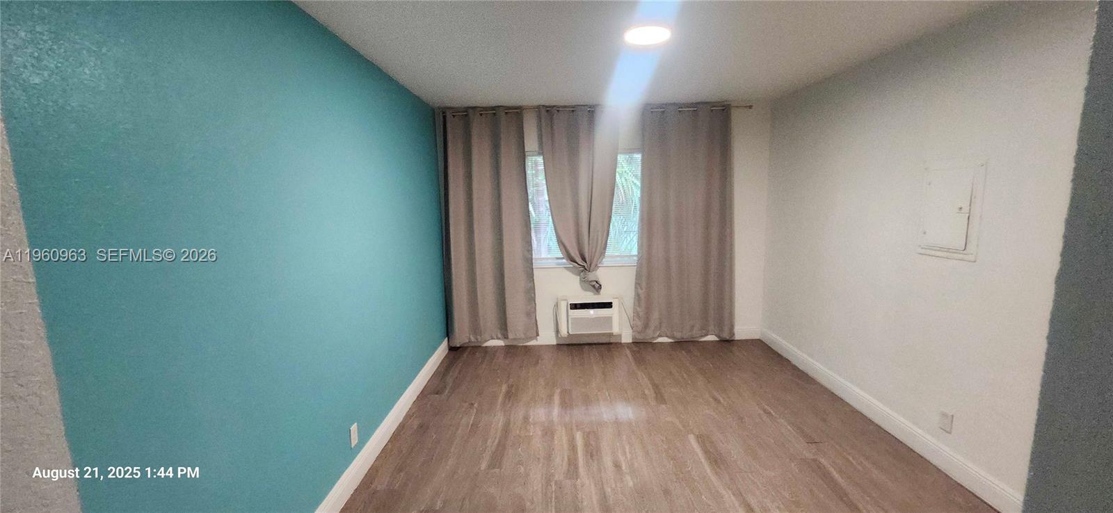 1050 98th St #4W Bay Harbor Islands, FL 33154