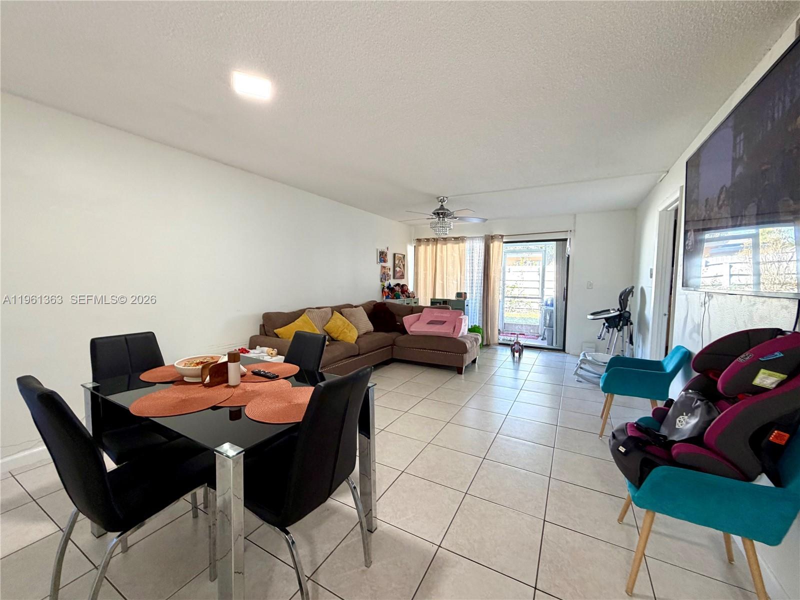 3777 NW 78th Ave #14D Davie, FL 33024