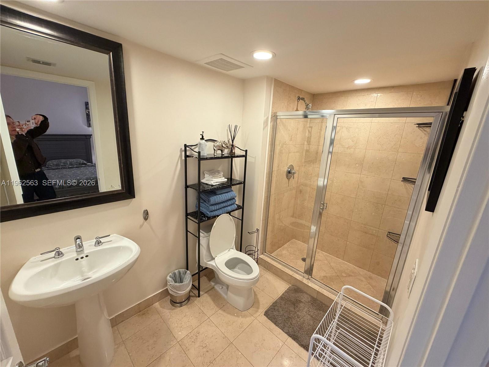 image Beach Club 213