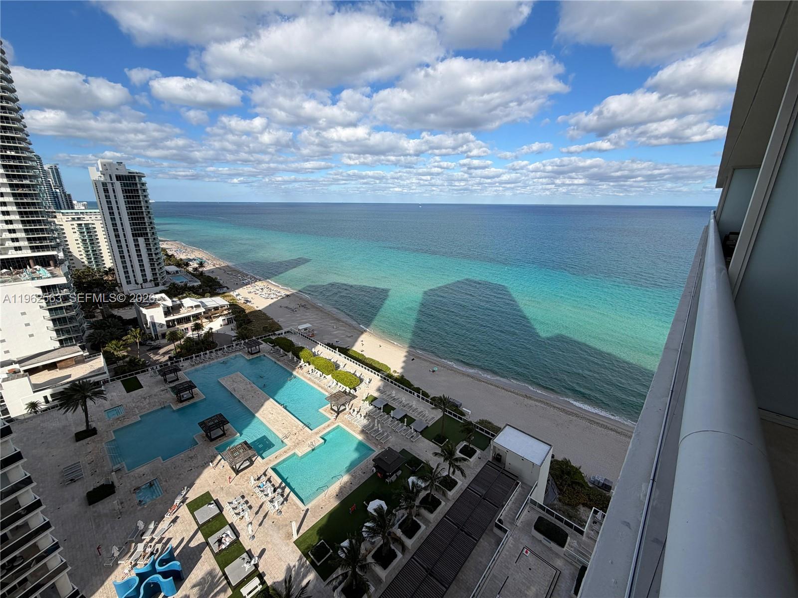 image Beach Club 217