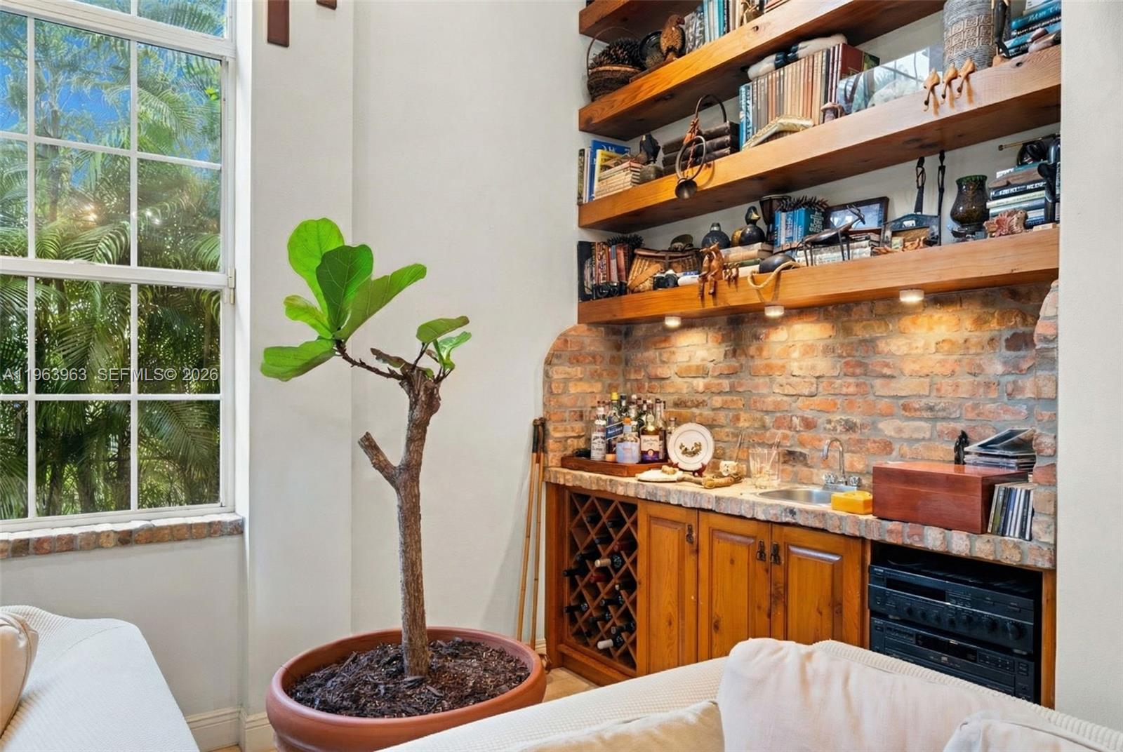 1255 Algardi Ave Coral Gables, FL 33146