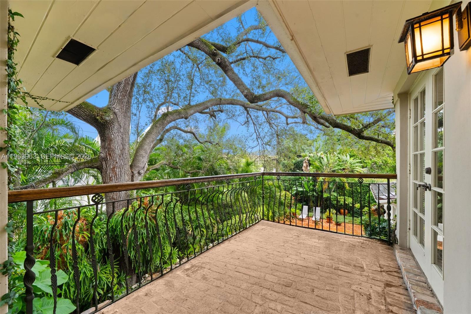 1255 Algardi Ave Coral Gables, FL 33146