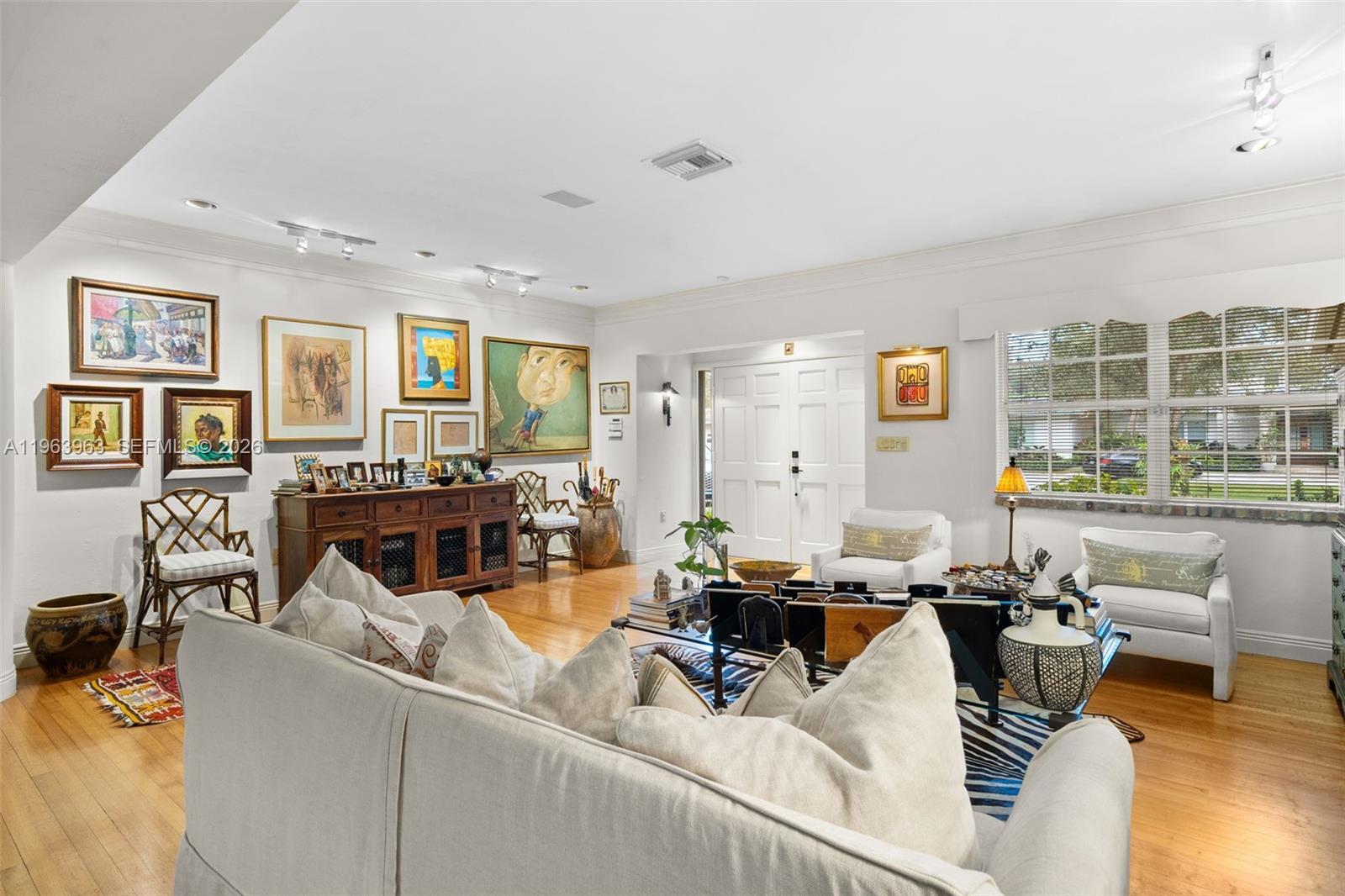 1255 Algardi Ave Coral Gables, FL 33146