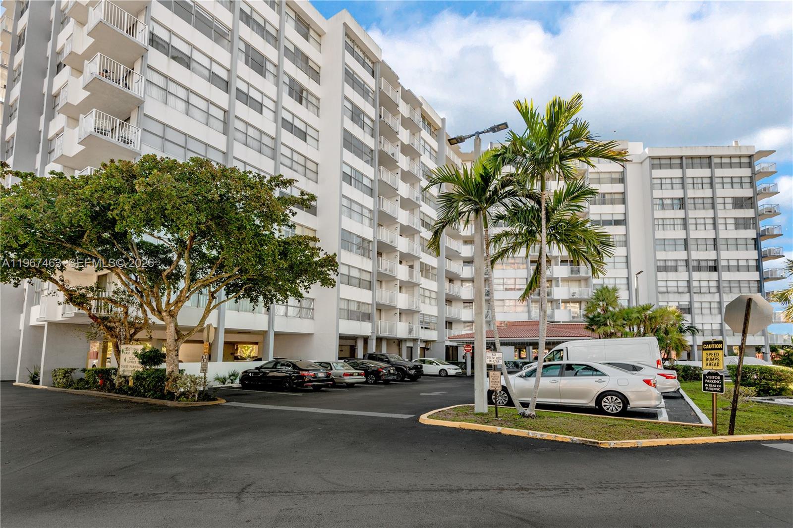 1200 NE Miami Gdns Dr #905W