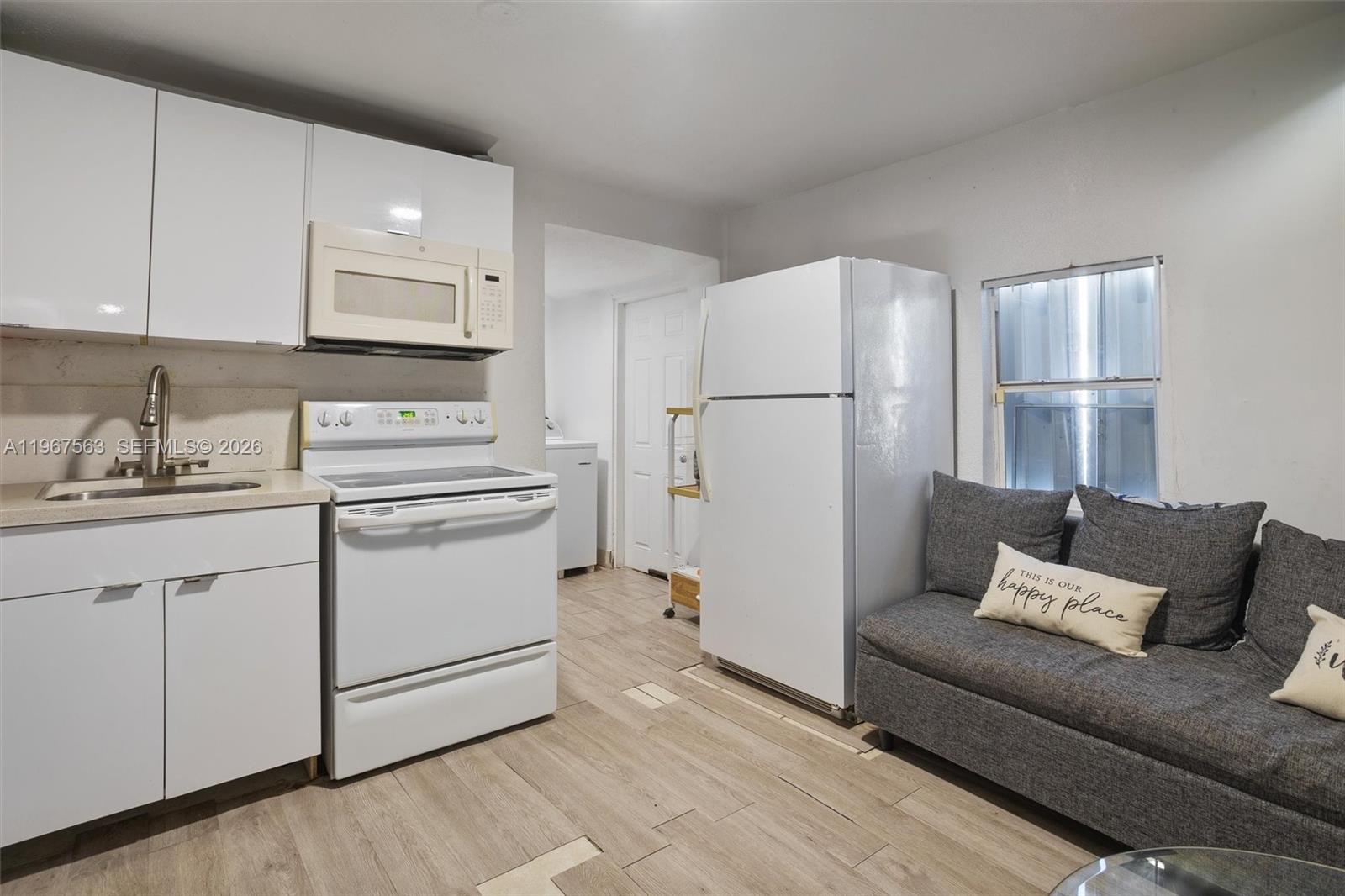 10601 SW 172nd St Miami, FL 33157