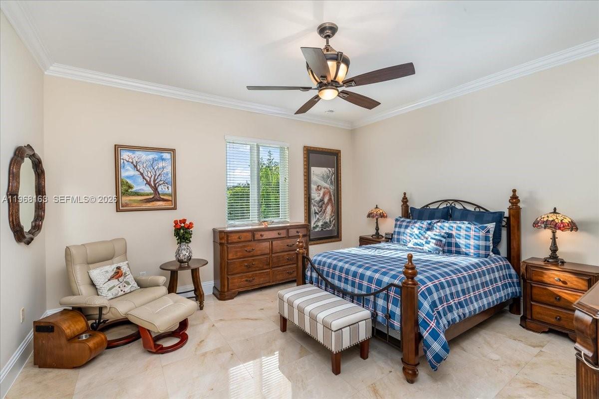 7851 NW 166th Ter Miami Lakes, FL 33016