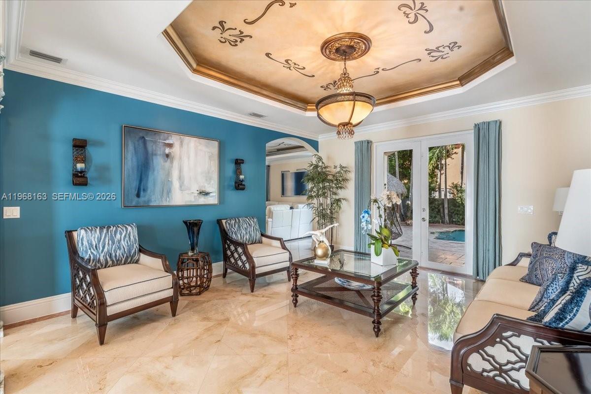 7851 NW 166th Ter Miami Lakes, FL 33016