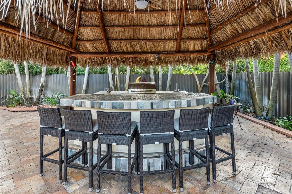 7851 NW 166th Ter Miami Lakes, FL 33016