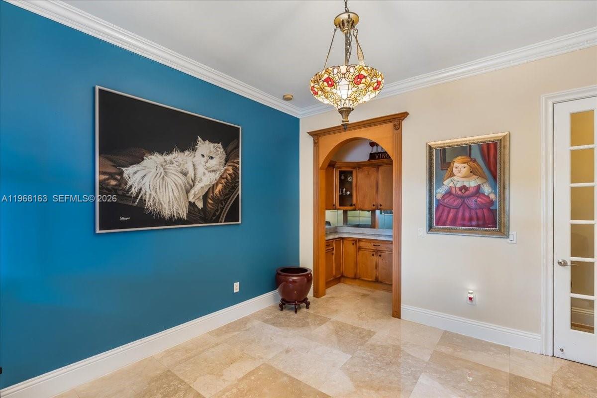 7851 NW 166th Ter Miami Lakes, FL 33016