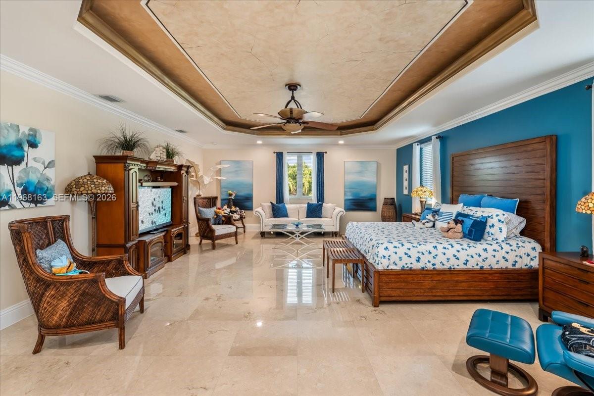 7851 NW 166th Ter Miami Lakes, FL 33016