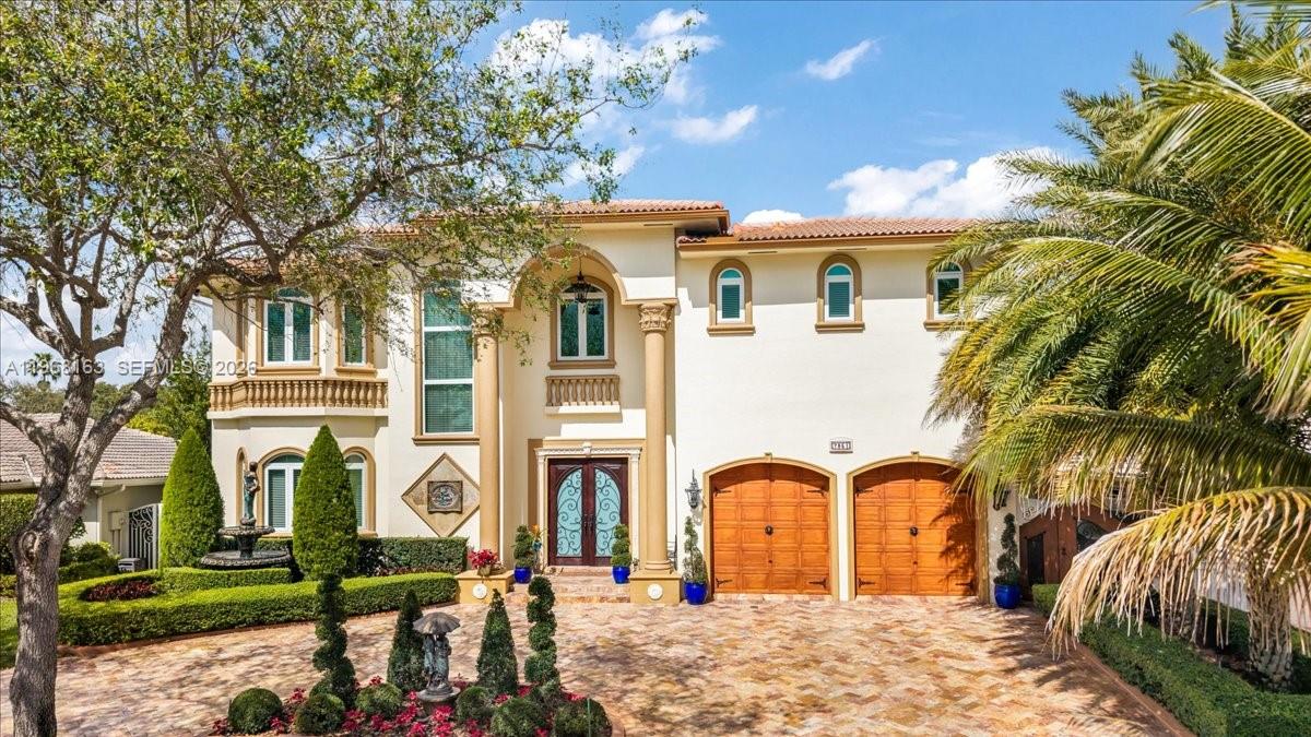 7851 NW 166th Ter Miami Lakes, FL 33016