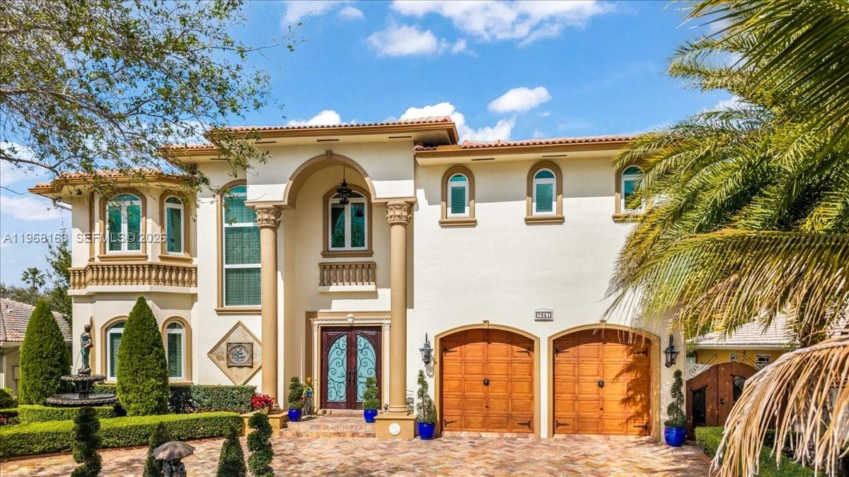 7851 NW 166th Ter Miami Lakes, FL 33016