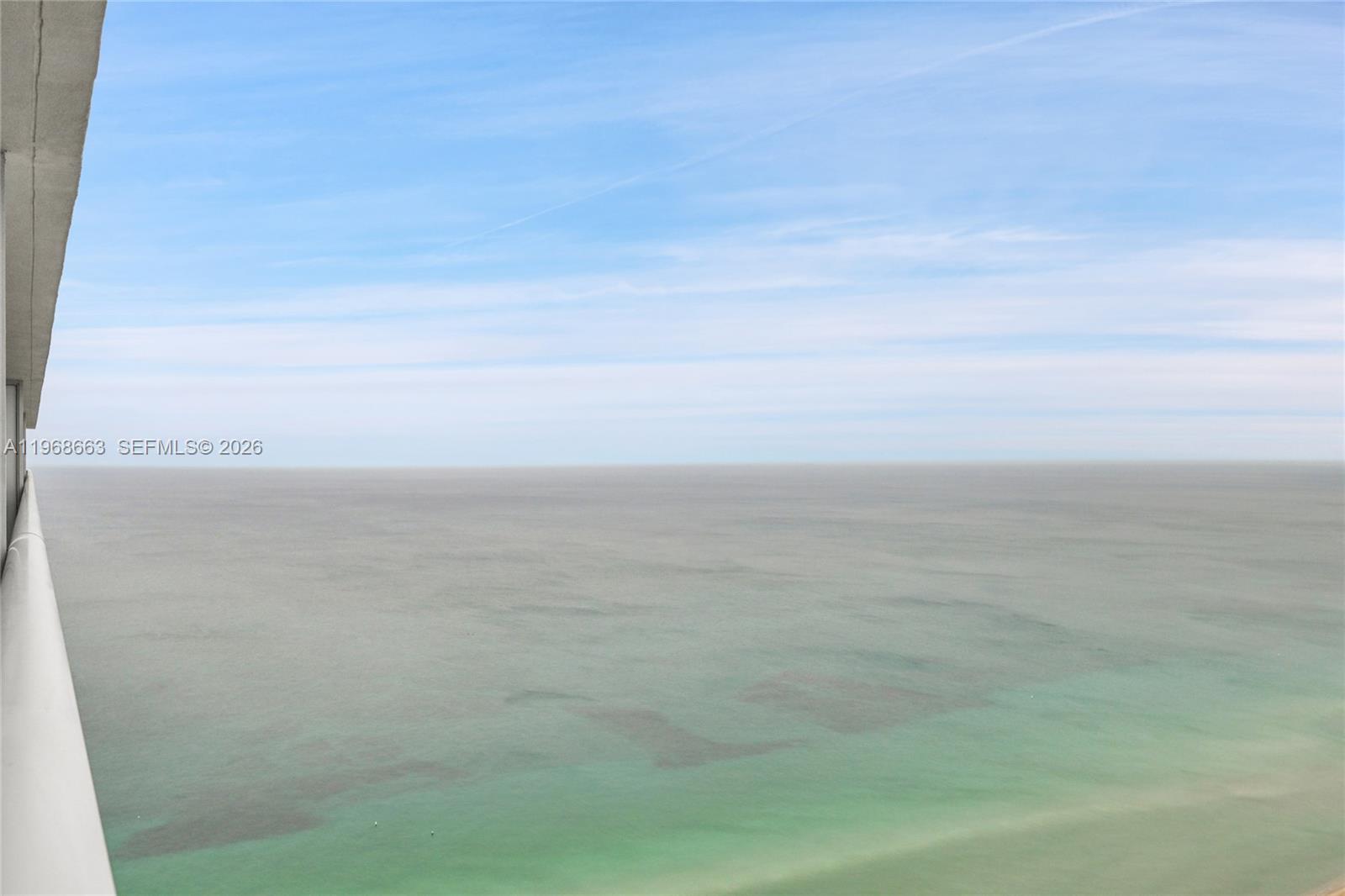 image Beach Club 210