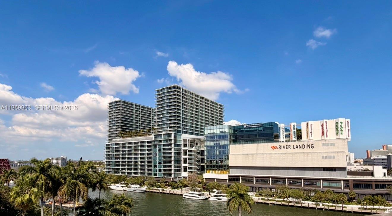 1610 NW N Riv Dr #303