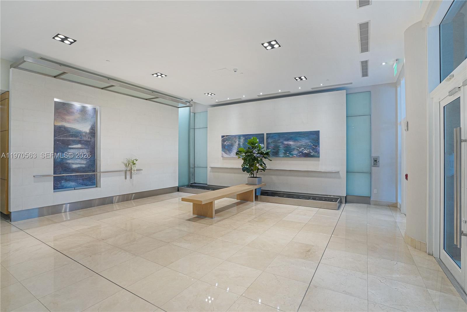 2101 Brickell Ave #1812 Miami, FL 33129