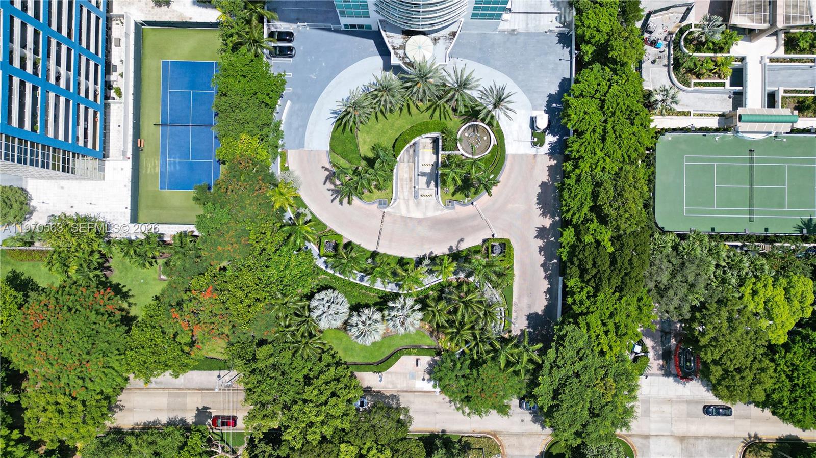 2101 Brickell Ave #1812 Miami, FL 33129