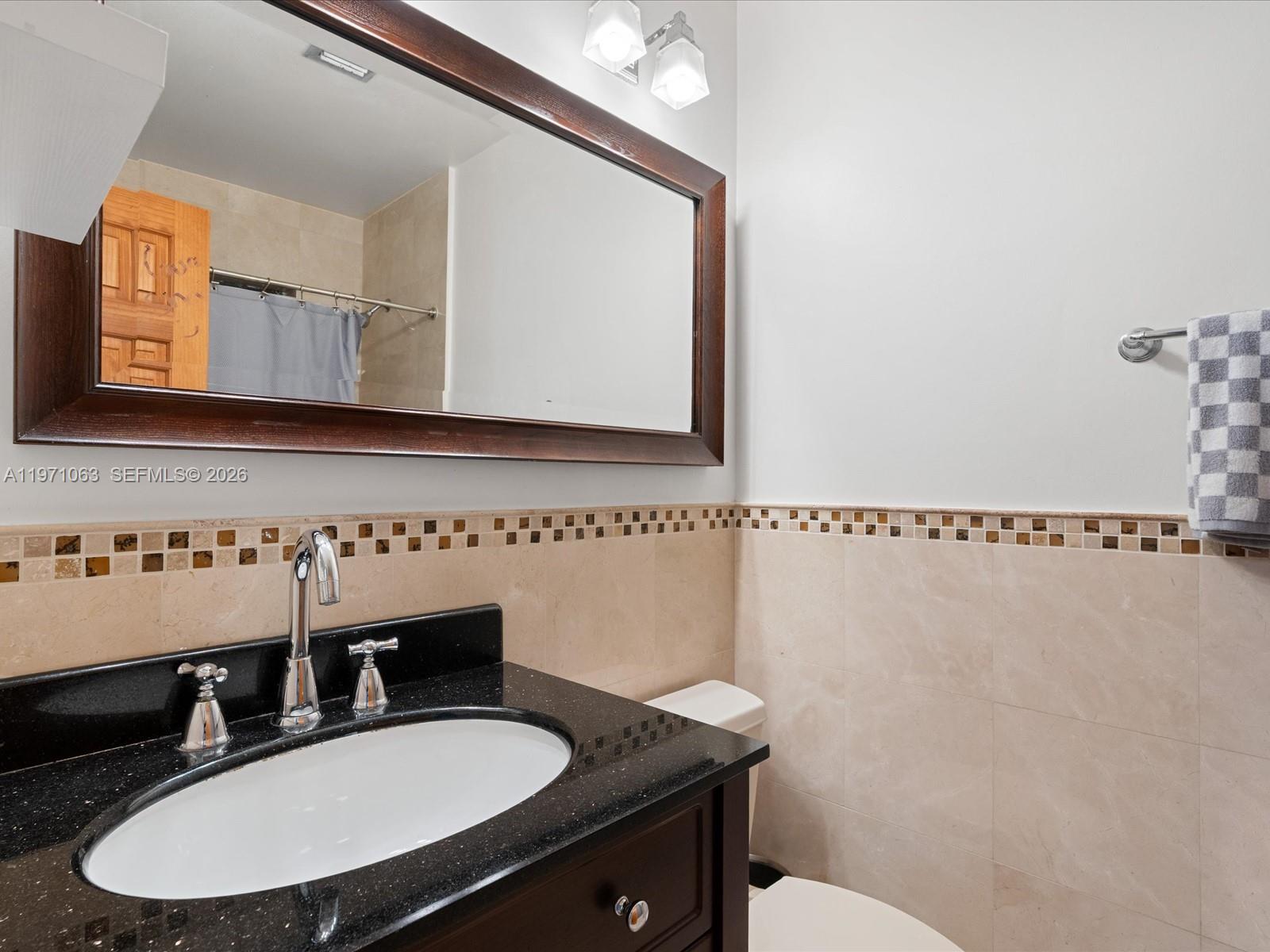 2930 NE 164th St North Miami Beach, FL 33160