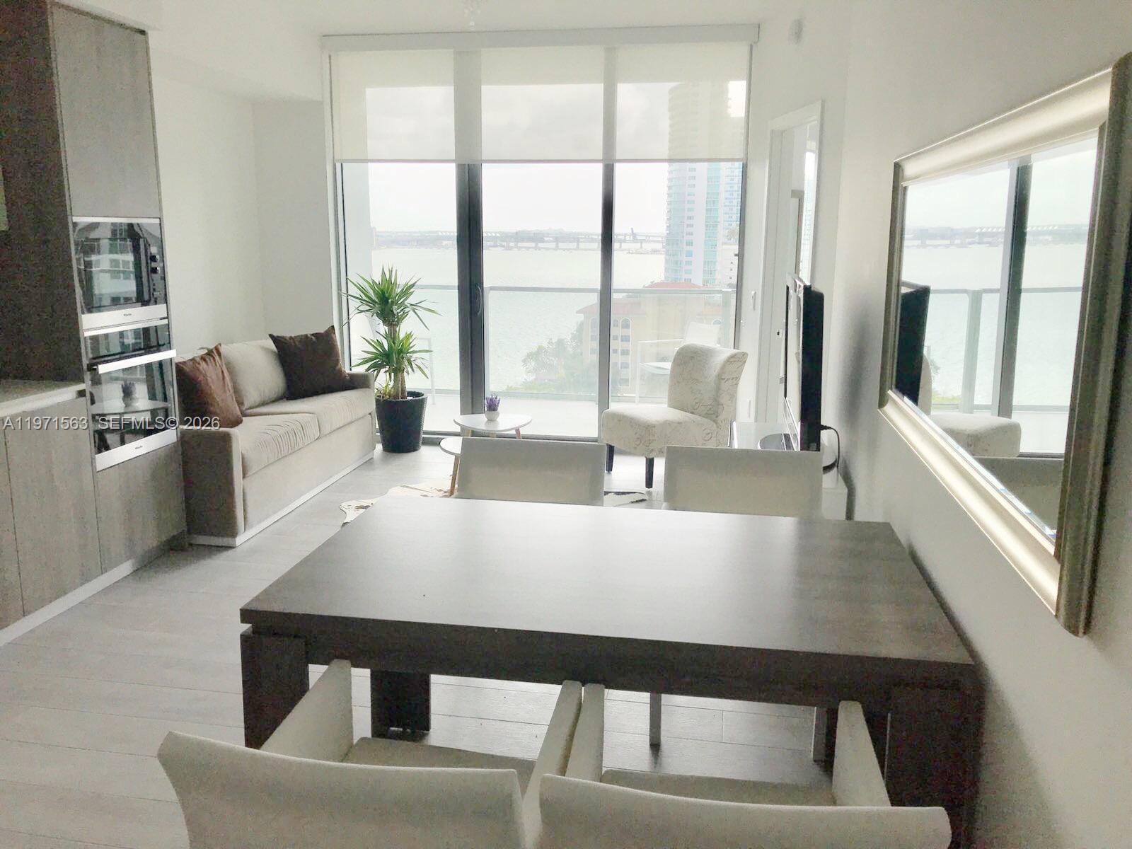 image Biscayne Beach10