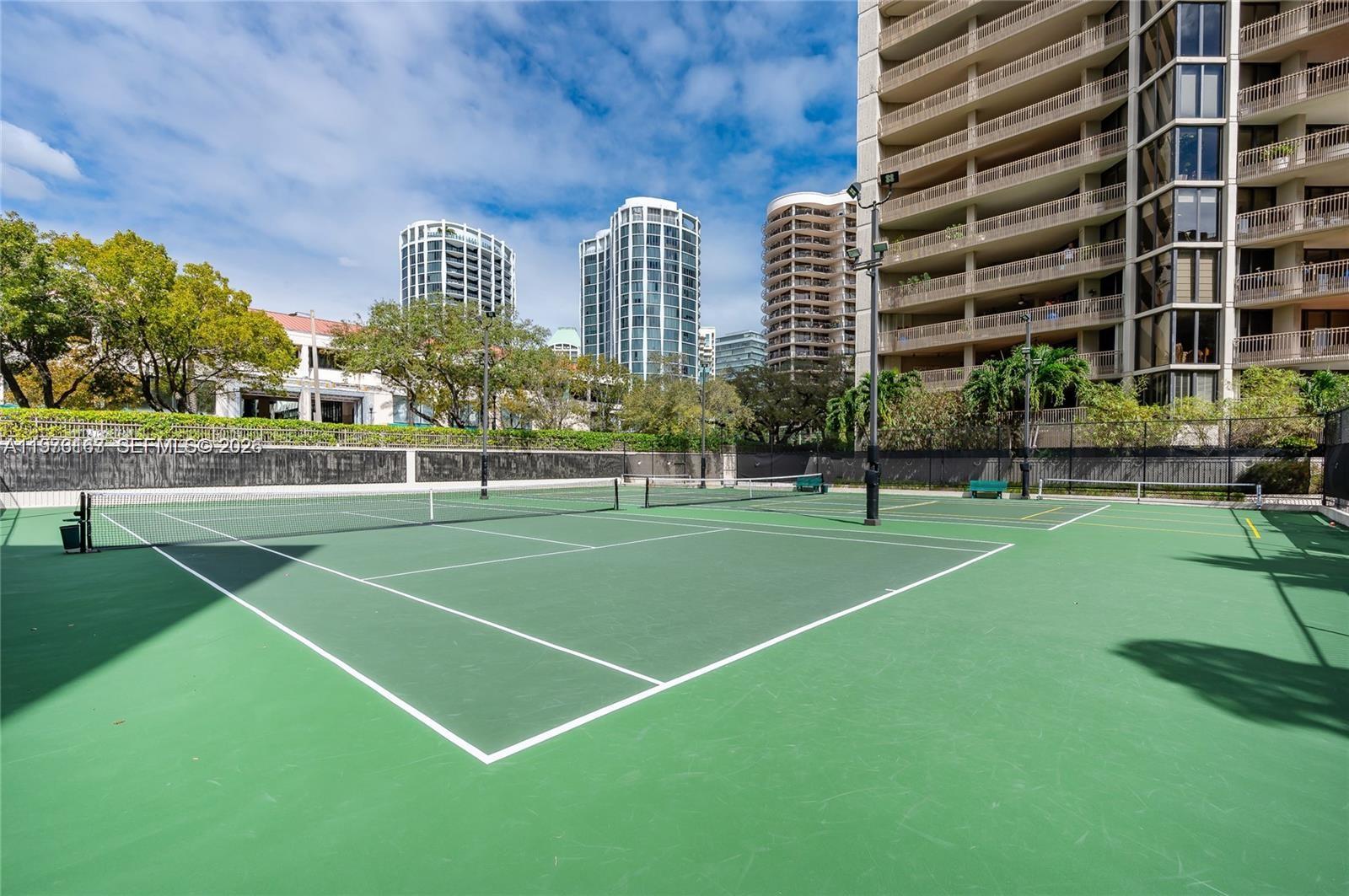 2901 S Bayshore Dr #8A Miami, FL 33133