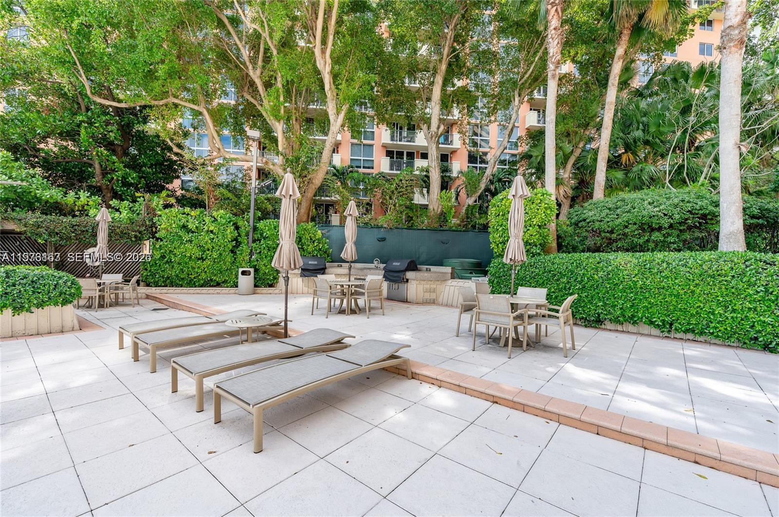 2901 S Bayshore Dr #8A Miami, FL 33133