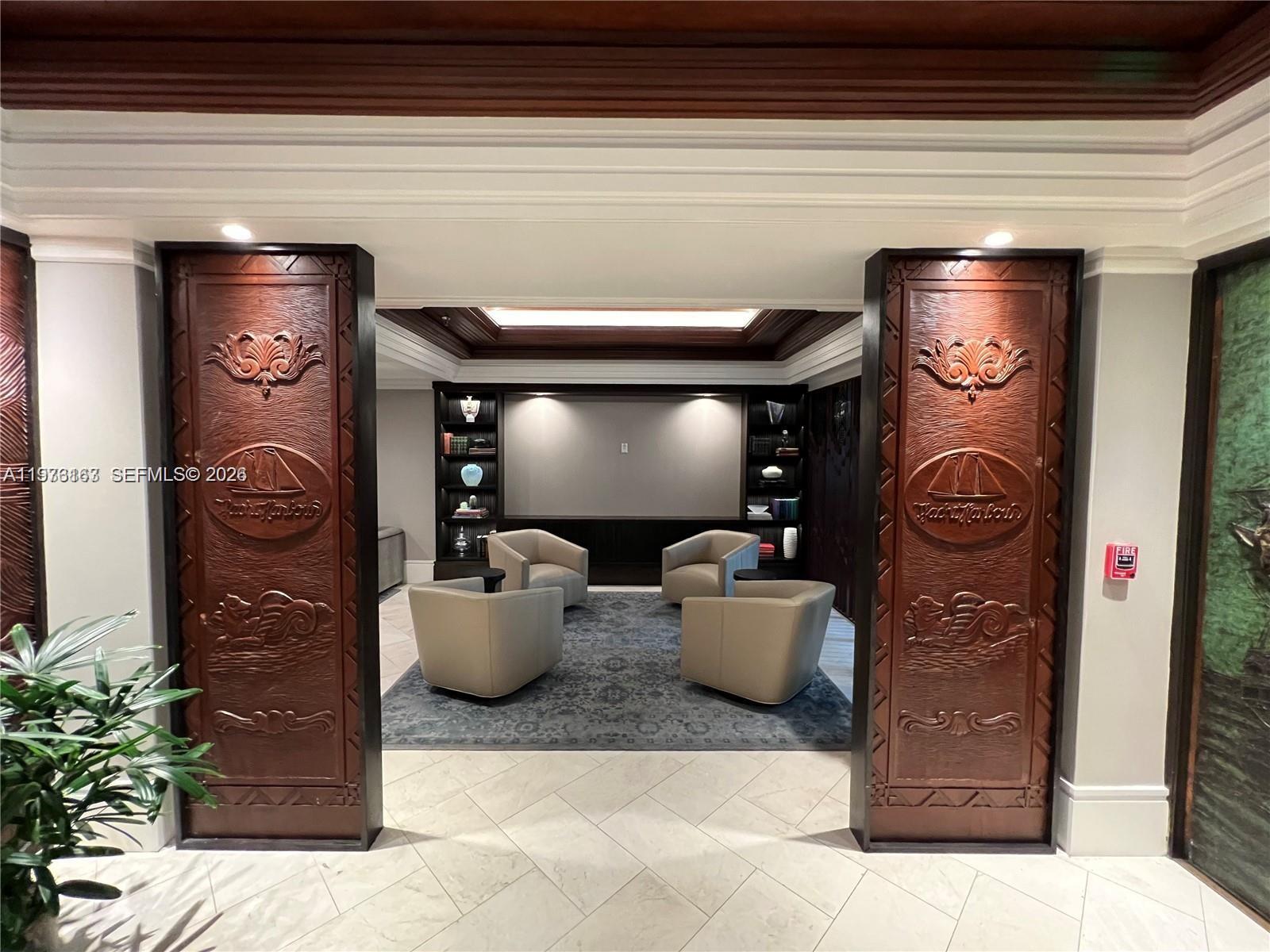 2901 S Bayshore Dr #8A Miami, FL 33133