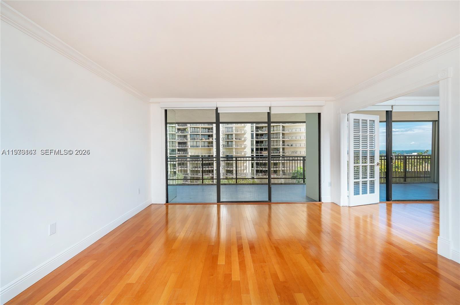 2901 S Bayshore Dr #8A Miami, FL 33133