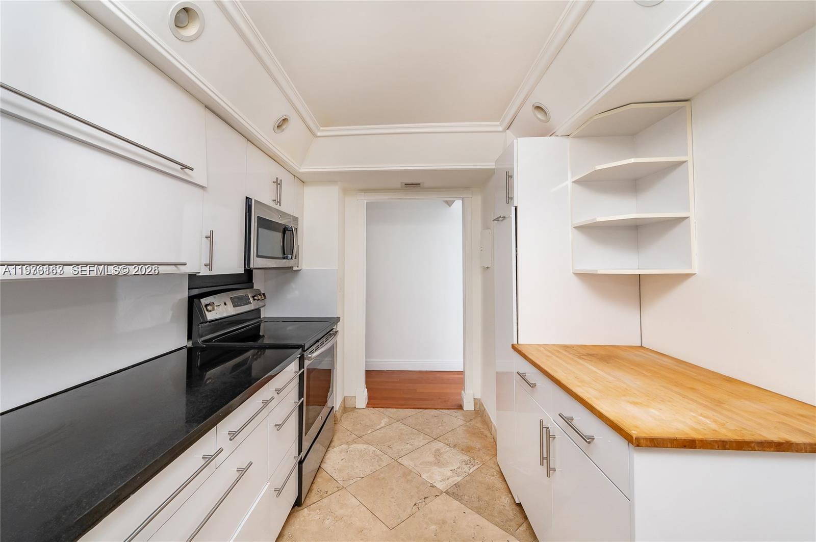 2901 S Bayshore Dr #8A Miami, FL 33133