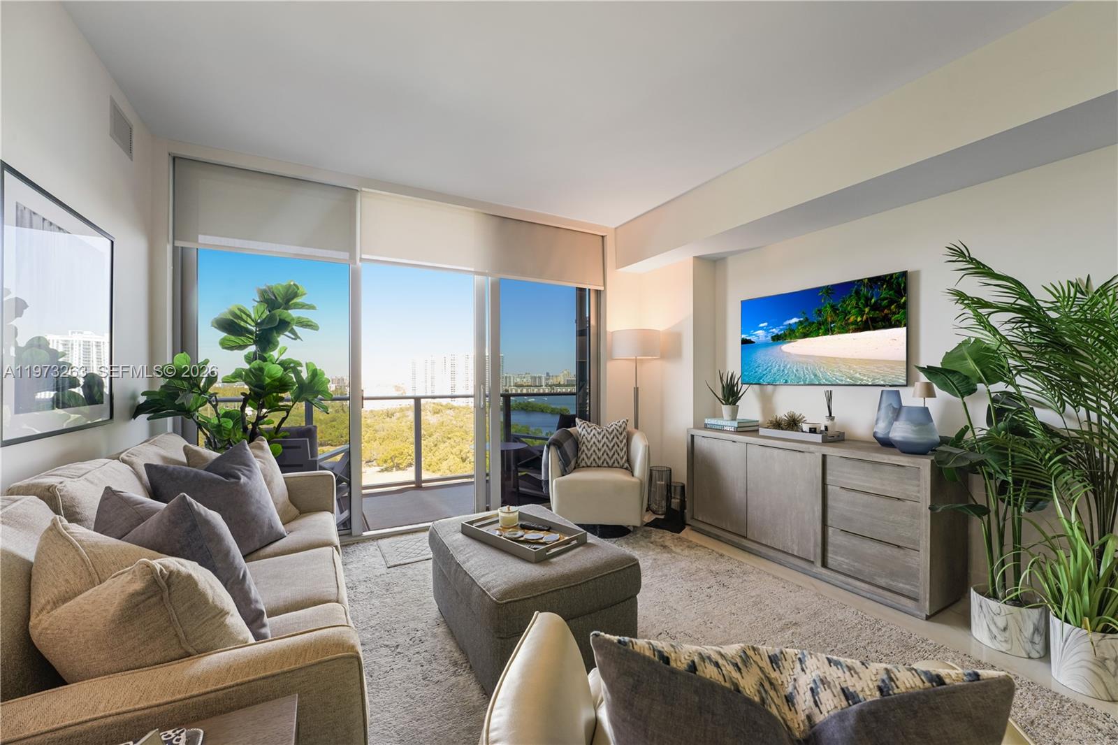 16385 Biscayne Blvd #1502 North Miami Beach, FL 33160