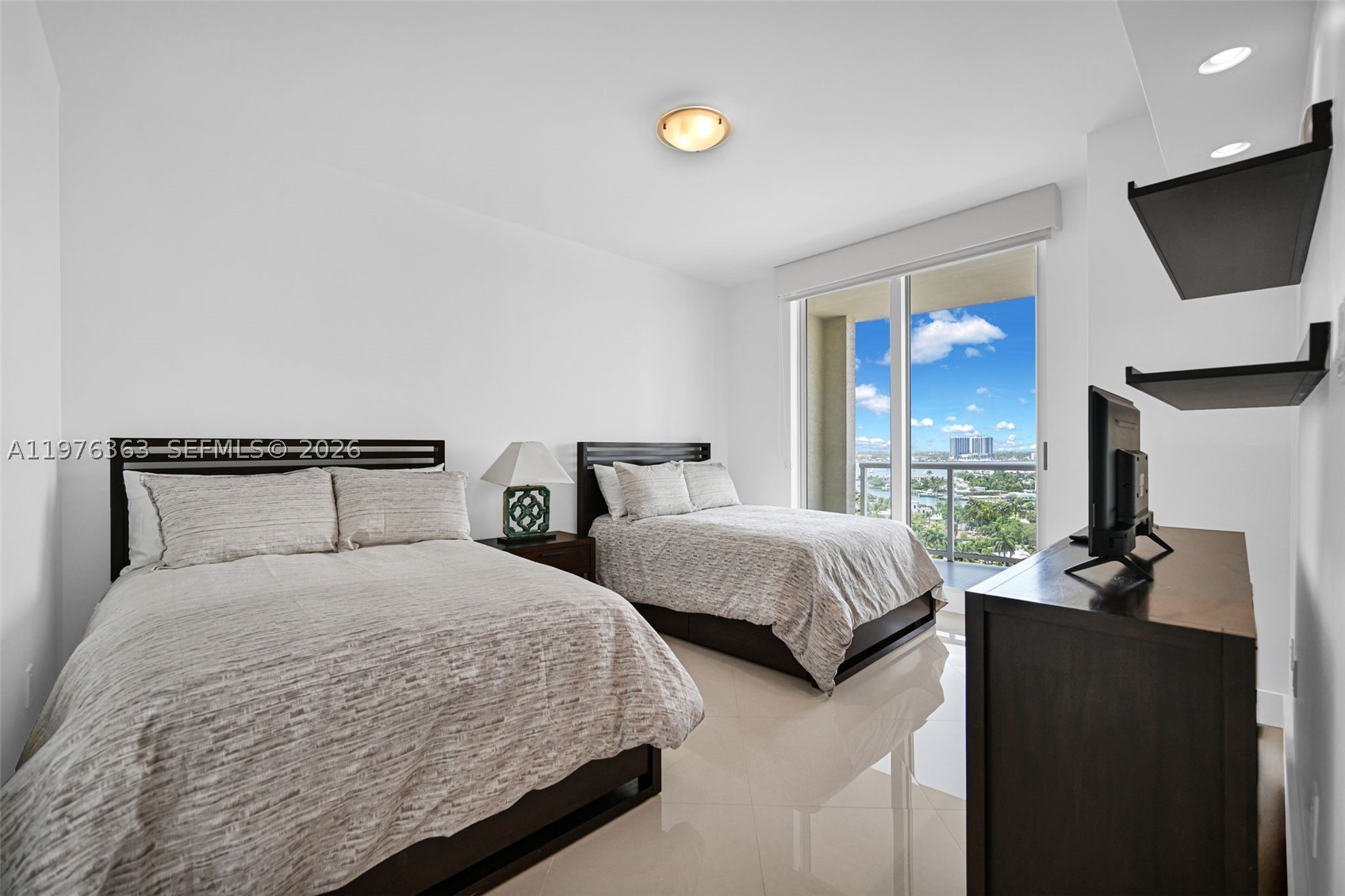 2700 N Ocean Dr #902B Singer Island, FL 33404