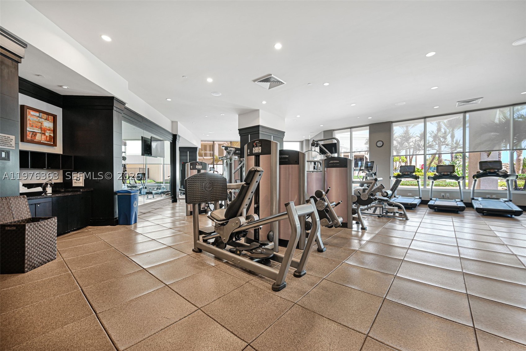 2700 N Ocean Dr #902B Singer Island, FL 33404