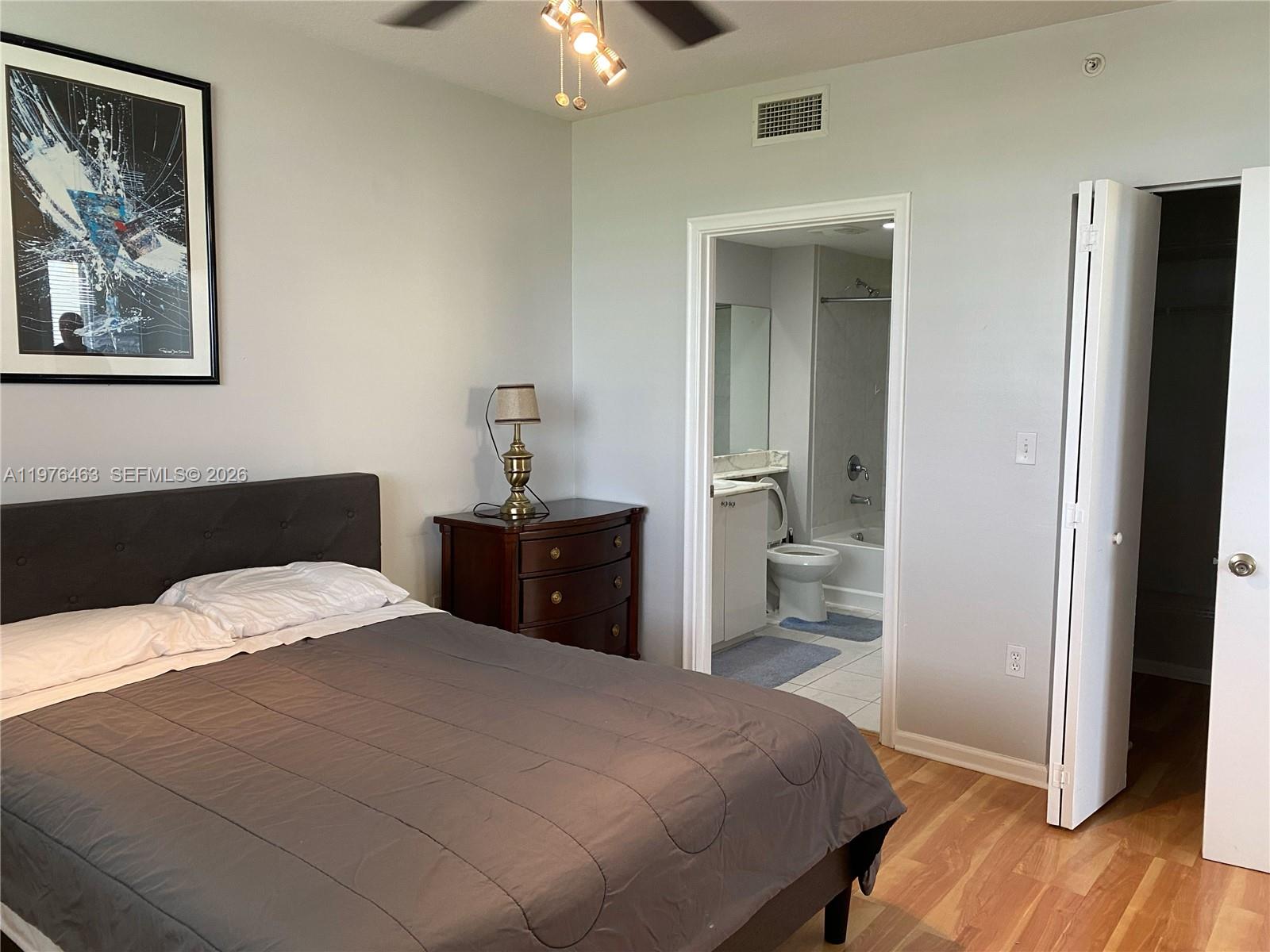 image The Venture at Aventura7