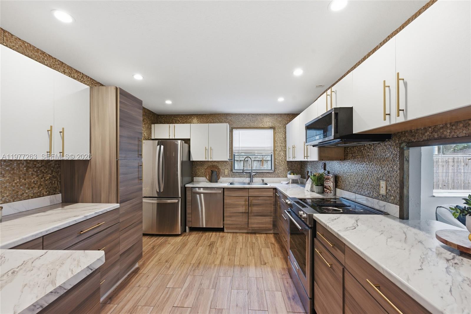 3501 NW 17th Ter Oakland Park, FL 33309