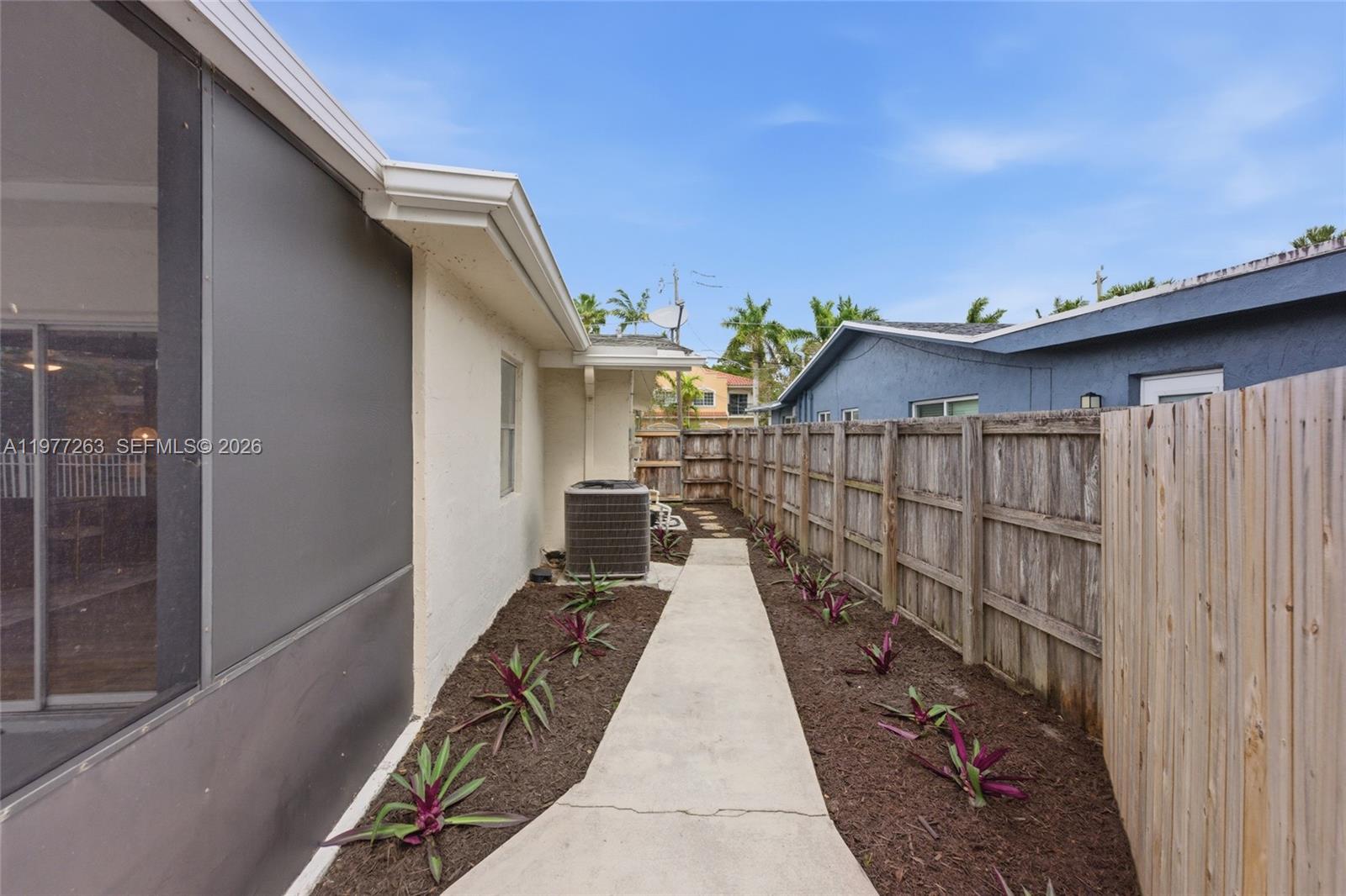 3501 NW 17th Ter Oakland Park, FL 33309