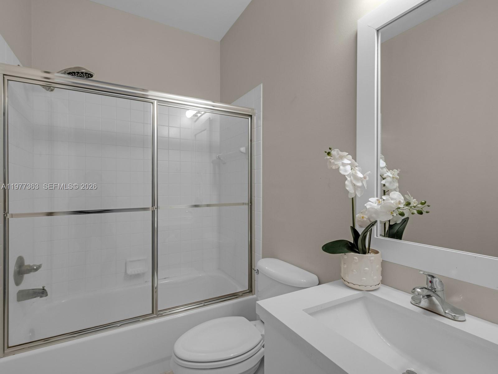 4400 Fox Rdg Dr Weston, FL 33331