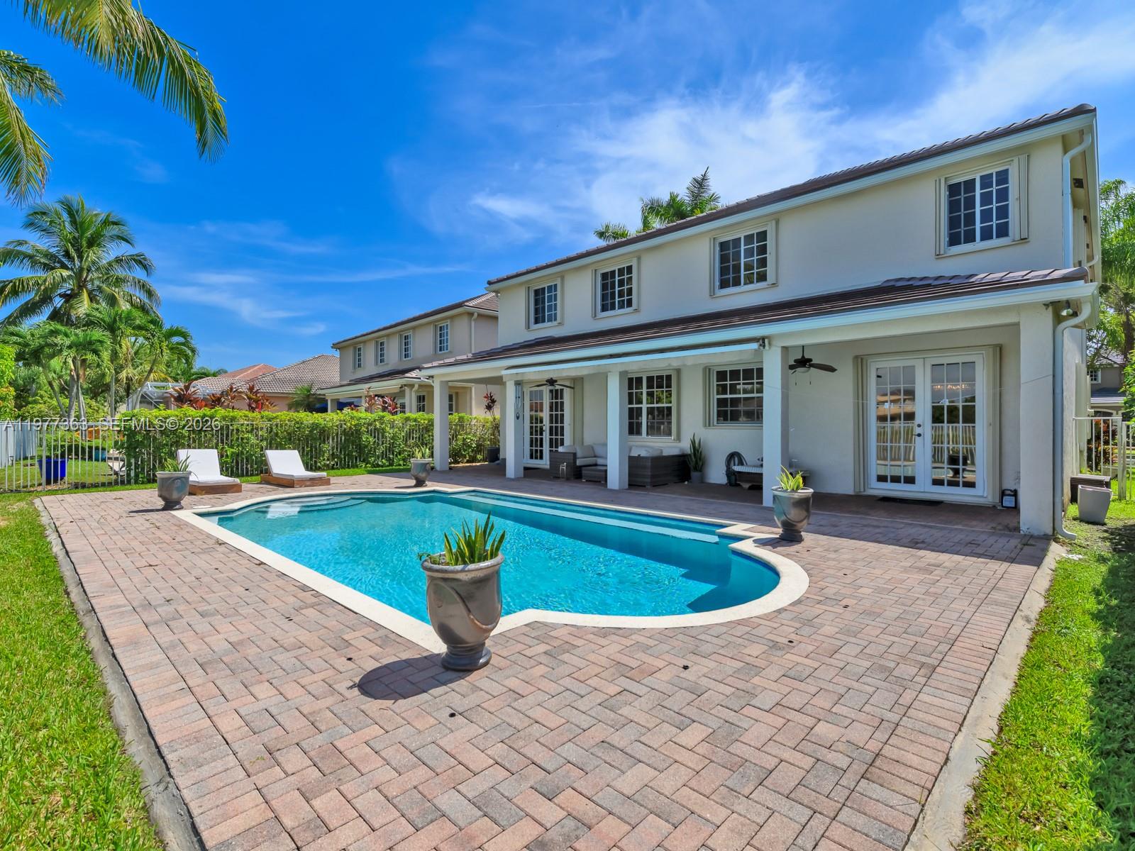 4400 Fox Rdg Dr Weston, FL 33331