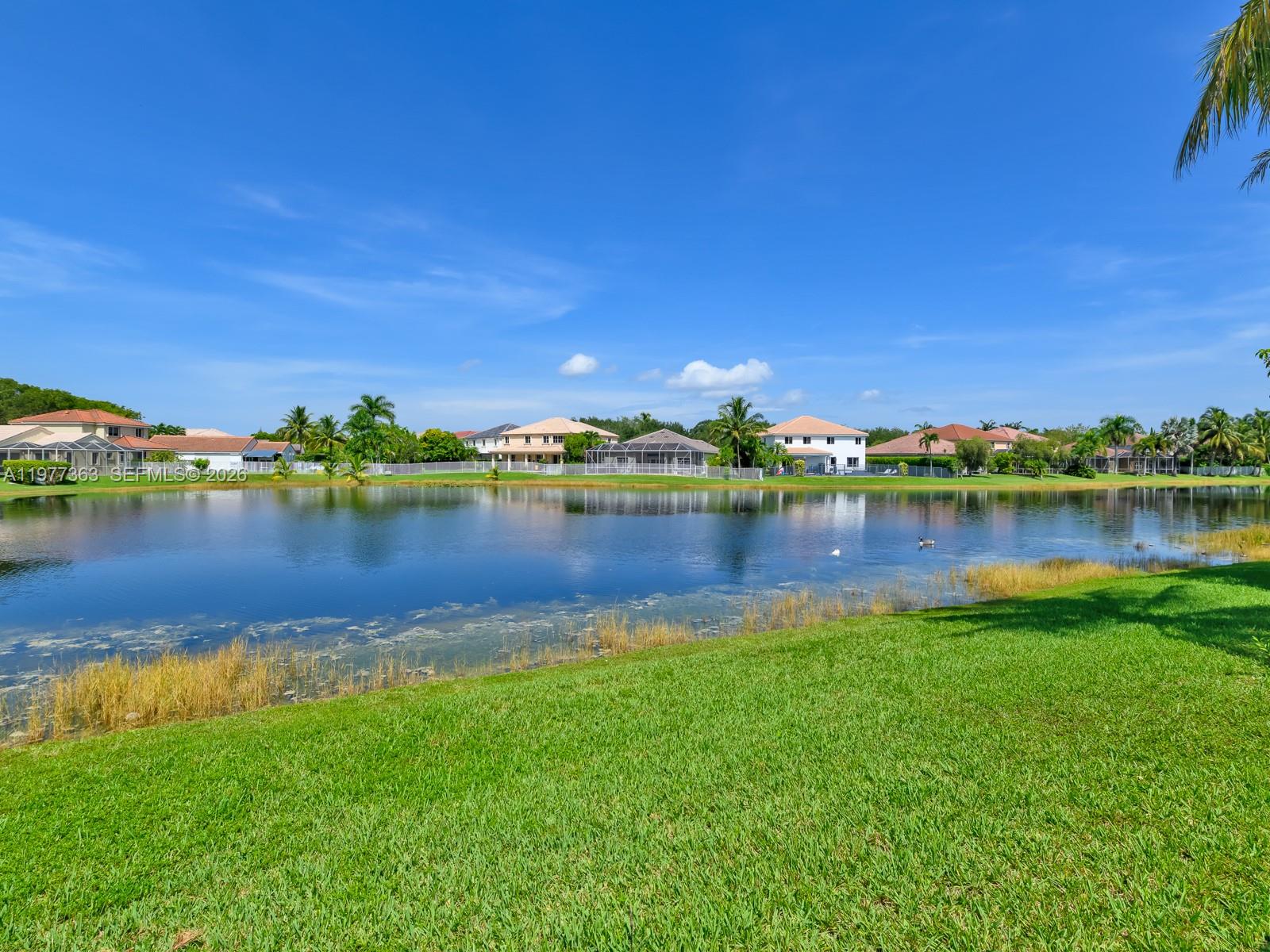 4400 Fox Rdg Dr Weston, FL 33331