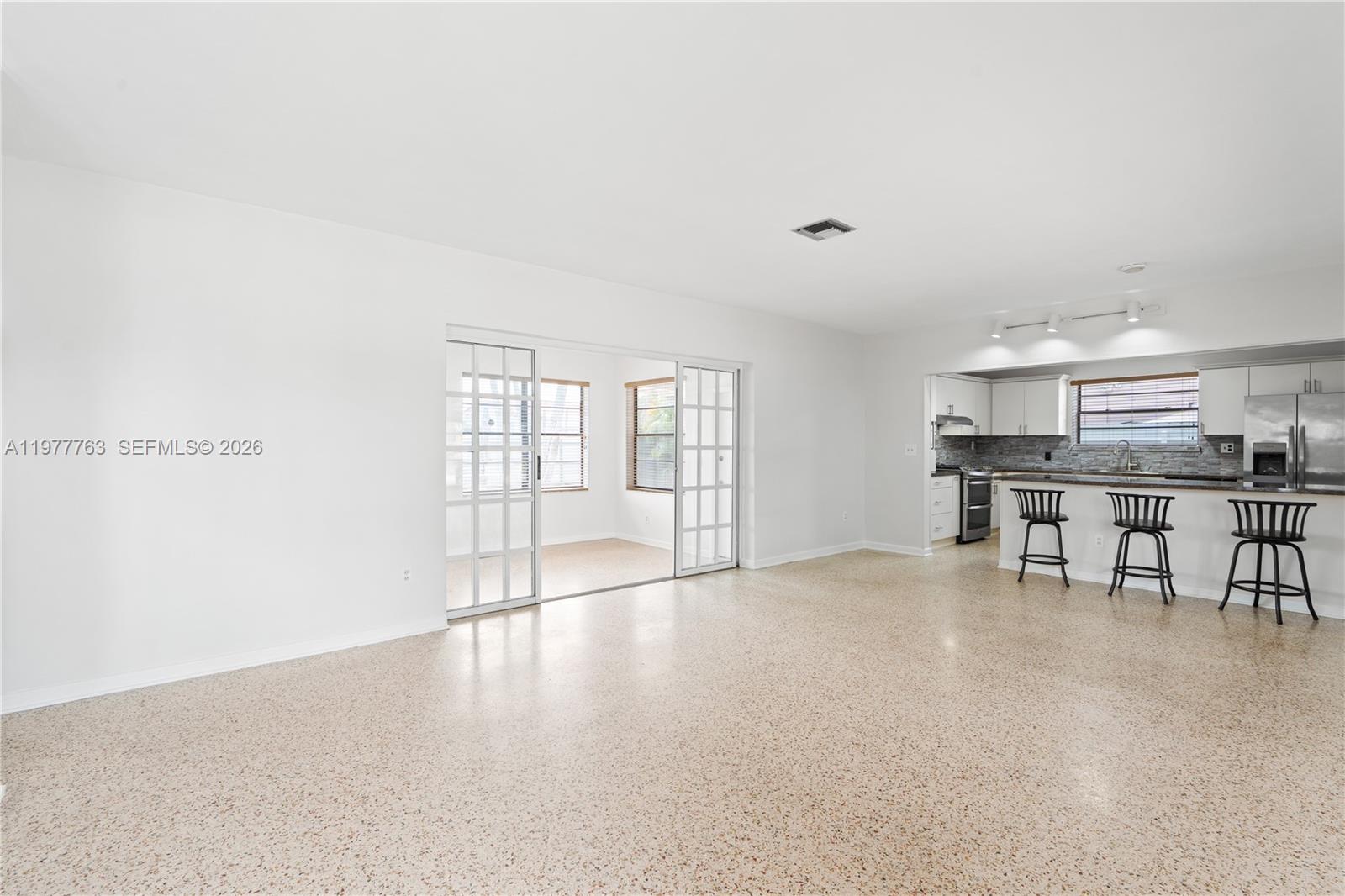 1100 W 53rd Ter Hialeah, FL 33012