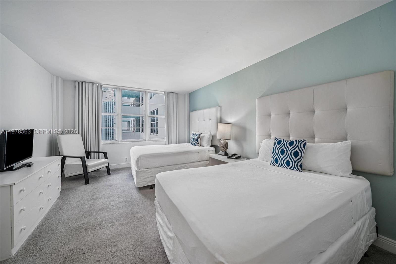 5101 Collins Ave #11M Miami Beach, FL 33140