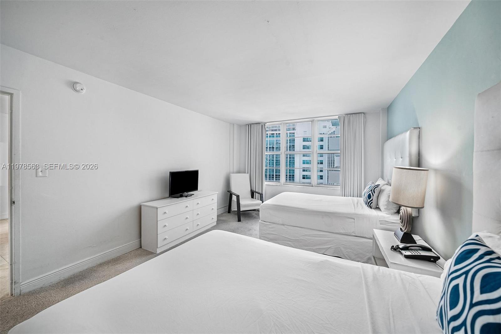5101 Collins Ave #11M Miami Beach, FL 33140