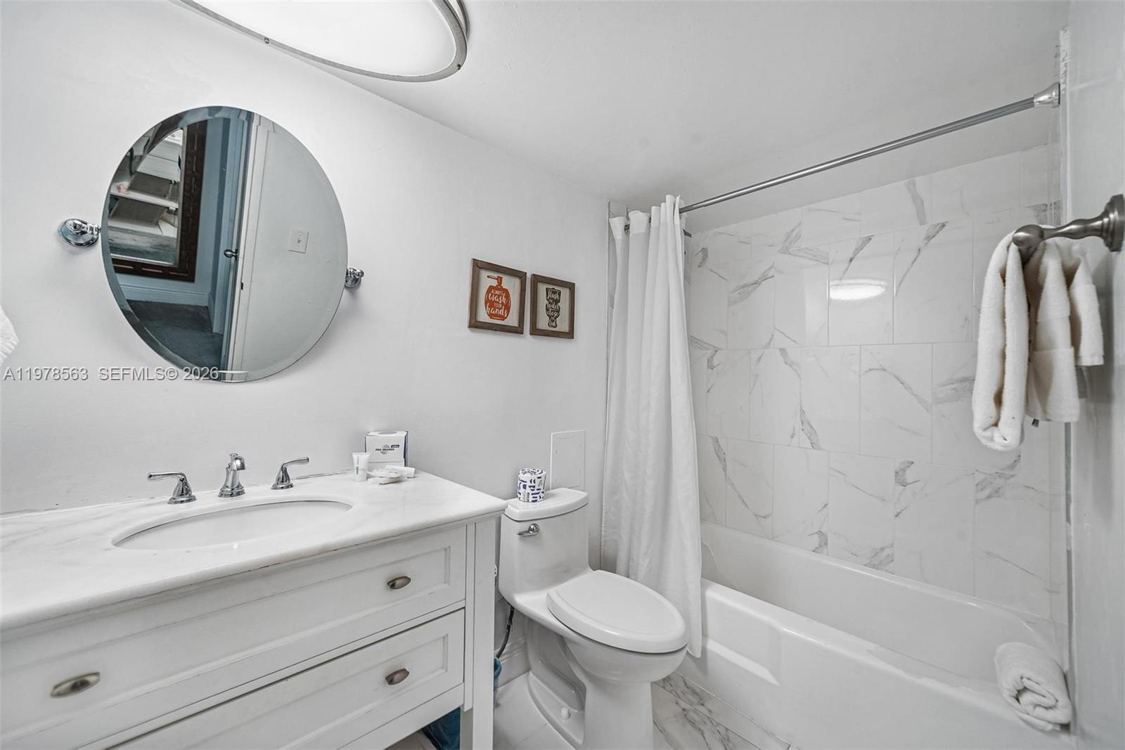 5101 Collins Ave #11M Miami Beach, FL 33140