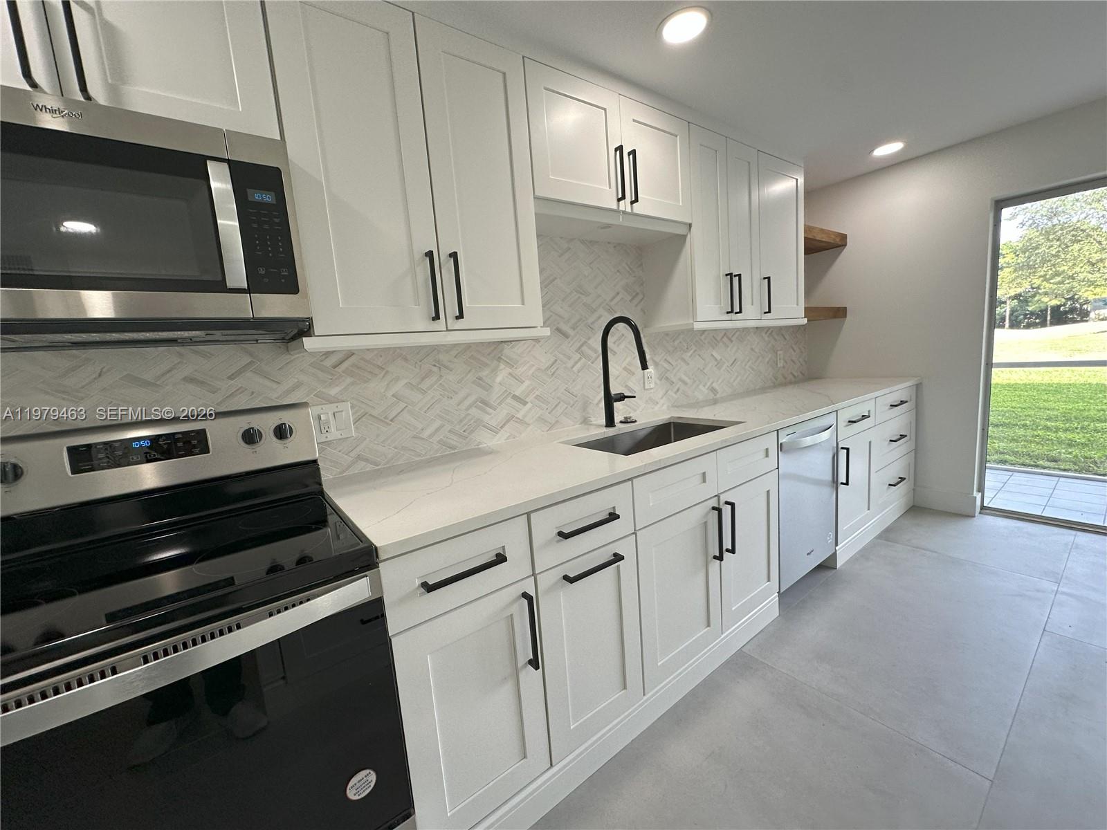 9470 Tangerine Pl #109