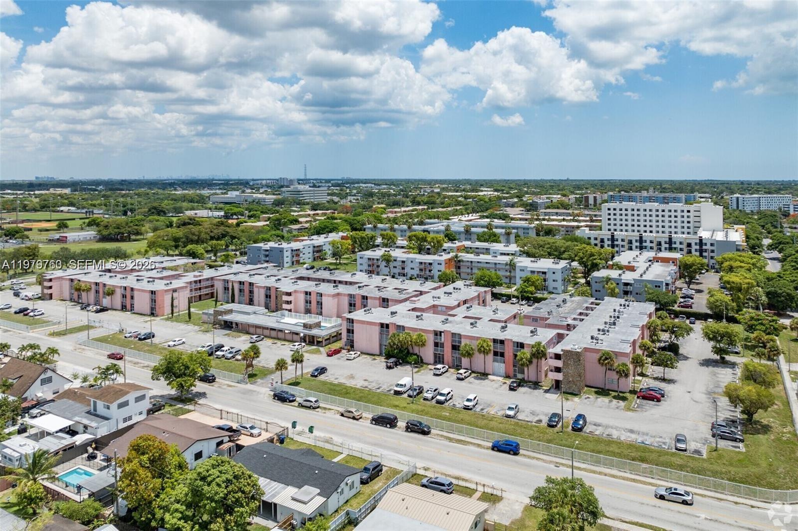 19825 SW 114th Ave #323 Miami, FL 33157