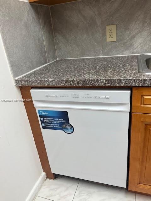 300 SW 134th Way #102E Pembroke Pines, FL 33027