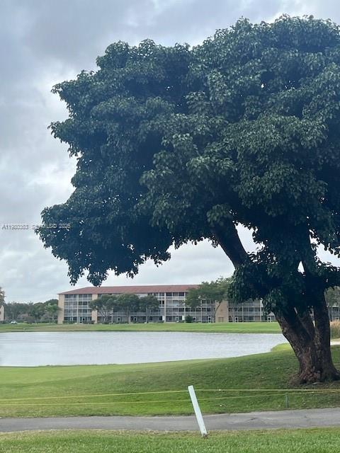 300 SW 134th Way #102E Pembroke Pines, FL 33027